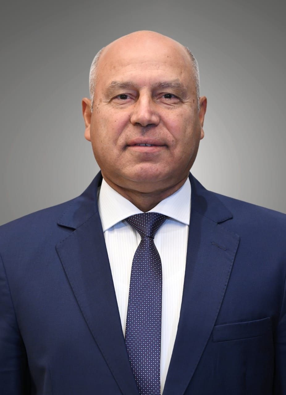 وزير الصناعة والنقل يعلن: فرع دائم للمجمعة العشرية بمقر هيئة التنمية الصناعية لسرعة استصدار موافقة المجمعة العشرية لتراخيص البناء للمصانع